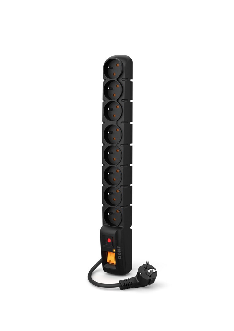 Acar  S8 Black 8 AC outlet(s)