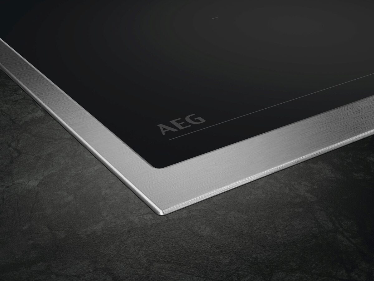 AEG TN64RA06XB Black Built-in 60 cm