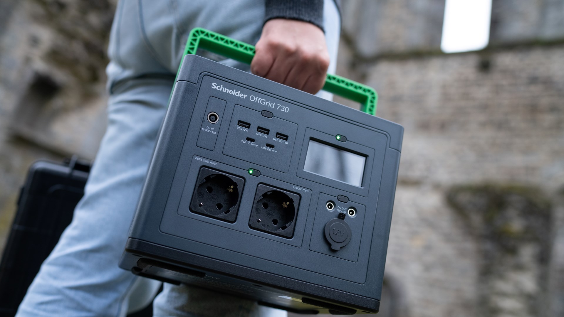 APC PPS730-GR portable power station Lithium-Ion