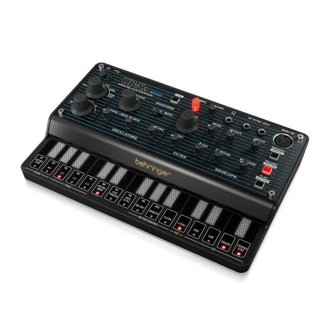 Behringer  UB-Xa MINI Syntezator analogowy |