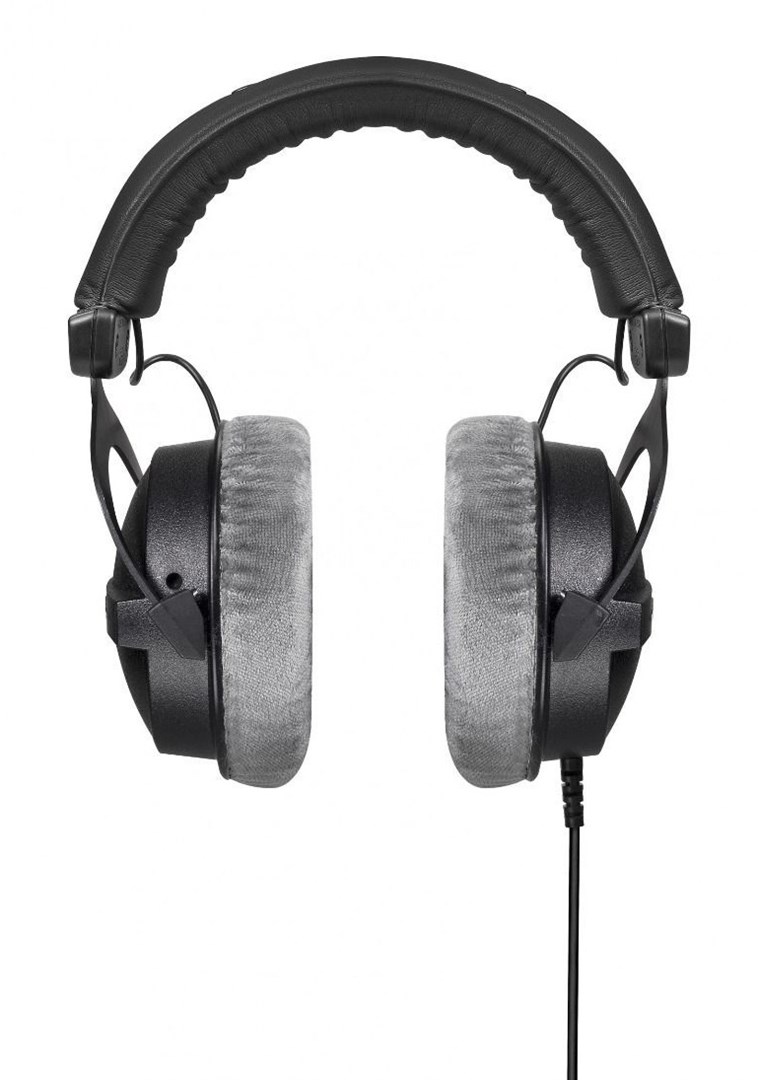 Beyerdynamic  DT 770 Pro Headphones Wired
