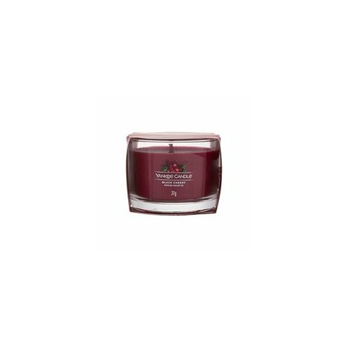 Yankee Candle Black Cherry (ripe cherry)