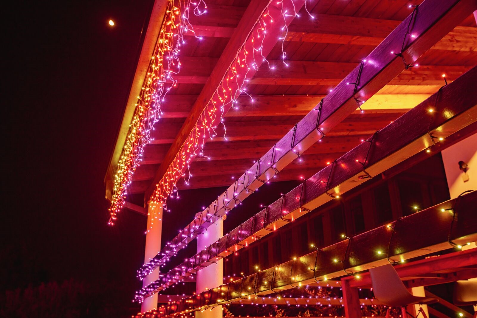 Twinkly INTELLIGENT LED ICICLES 190 RGB