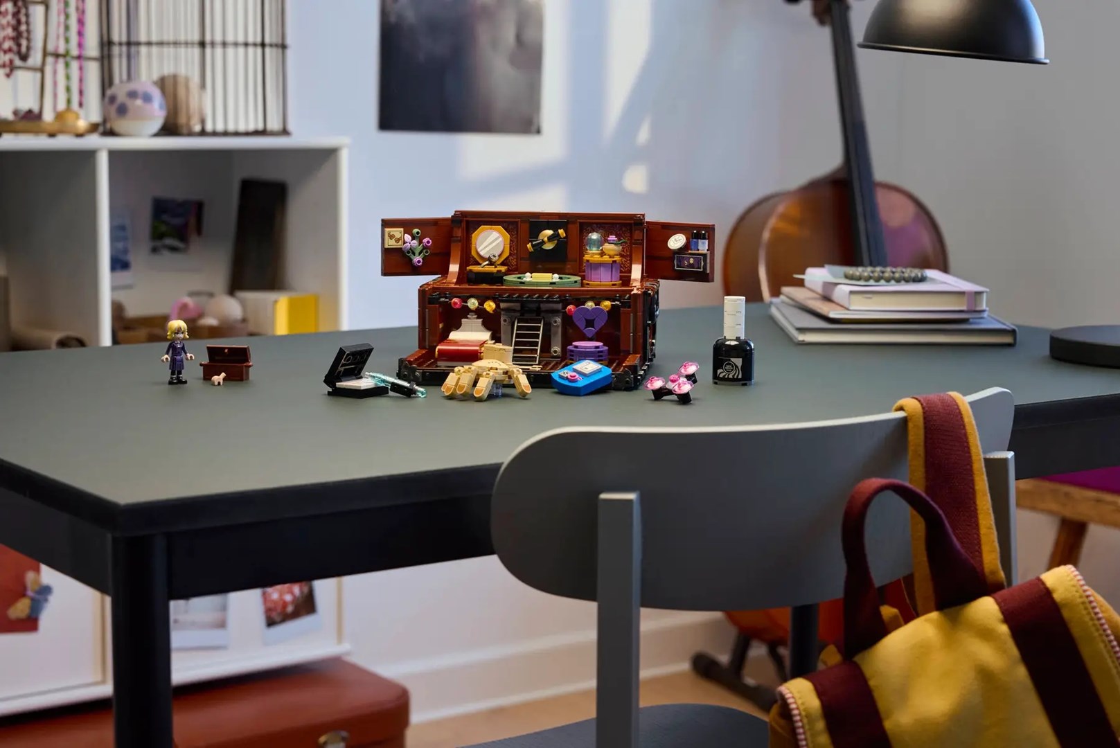 LEGO  WEDNESDAY 76785 Thing`s Apartment |