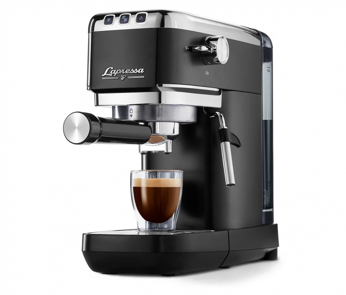 Tchibo  Pressure coffee machine Lapressa black