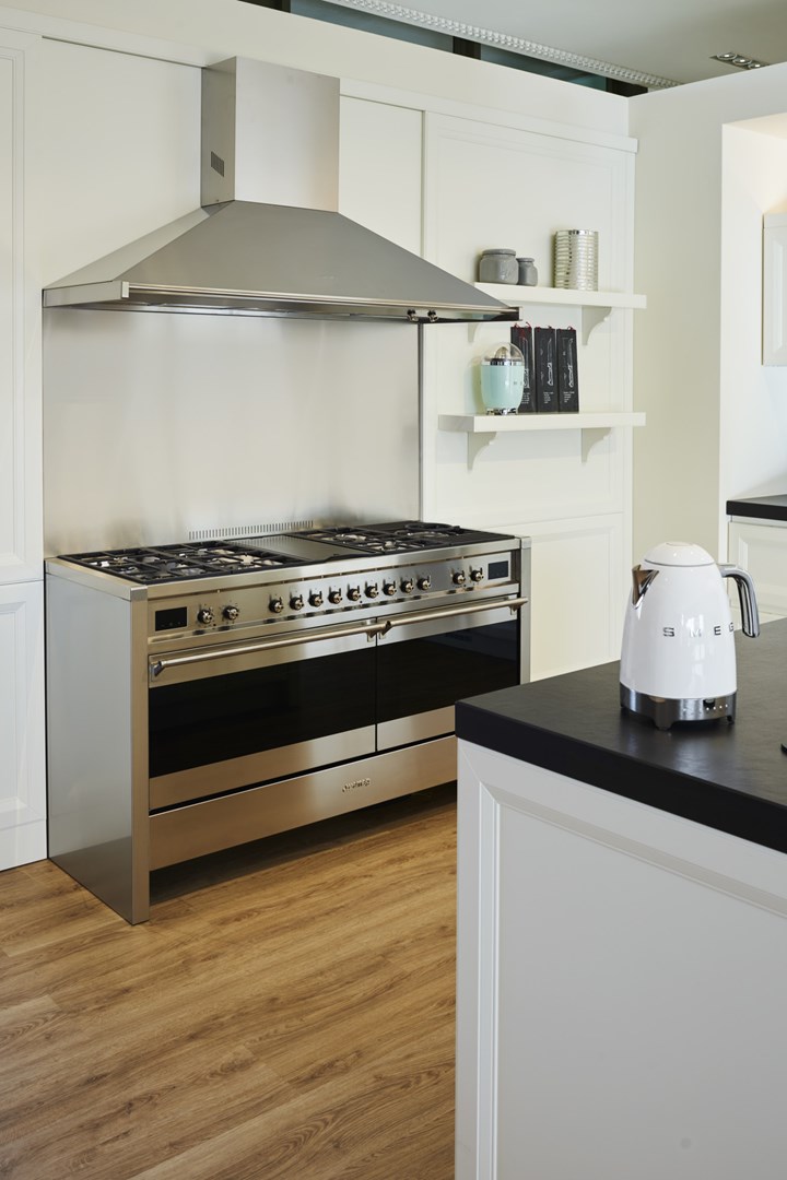 SMEG Kettle white (KLF04WHEU) | KLF04WHEU