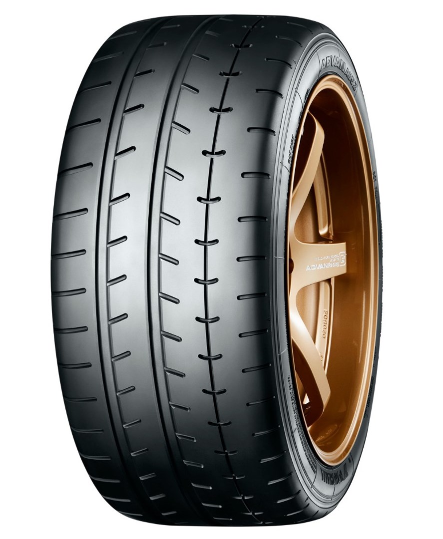 No name Tire 305/30 R19 Yokohama